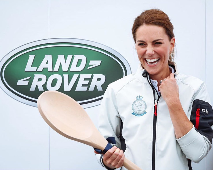 Кейт Миддлтон рассмешила мужа, уронив деревянную ложку