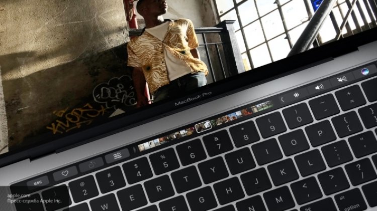Авиавласти США запретили брать на борт самолетов ноутбуки MacBook Pro