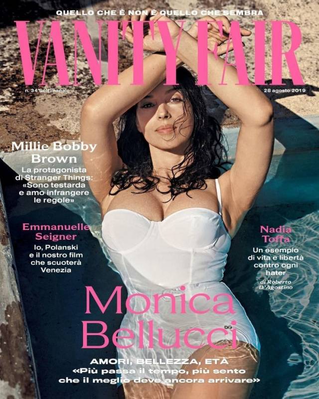 Моника Беллуччи в купальнике снялась для обложки модного глянца