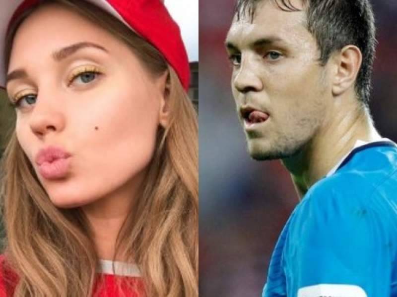 
            "Меня разрывает от любви": Асмус на глазах Харламова милуется с футболистом Дзюбой        