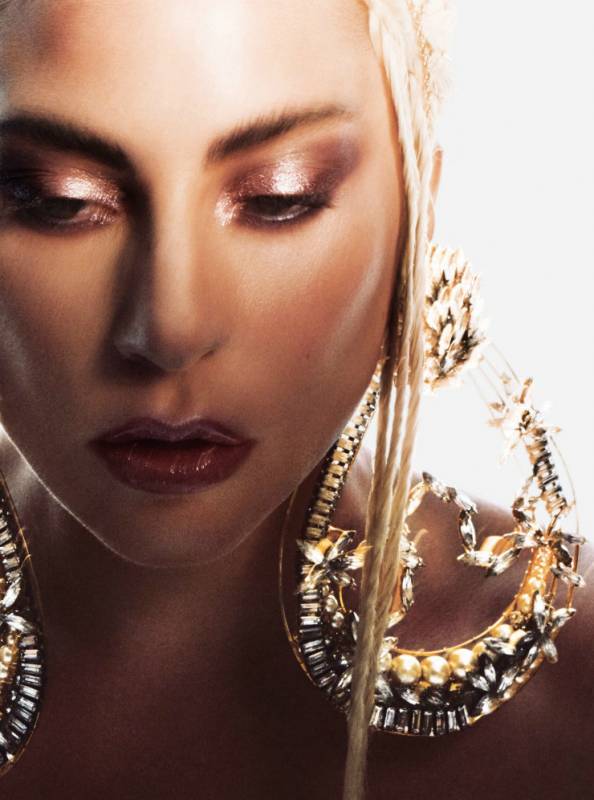 «Я никогда не считала себя красивой»: Леди Гага удивила поклонников признанием