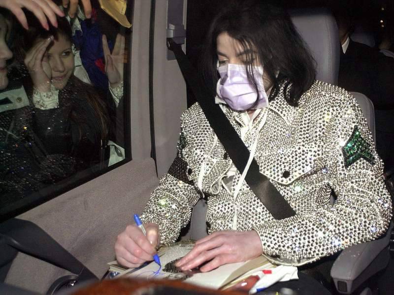 
            Бывший телохранитель Майкла Джексона раскрыл секрет его маски на лице        