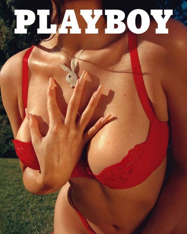 Кайли Дженнер в алом белье появилась на обложке Playboy
