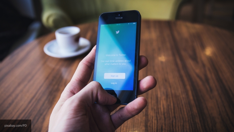 Twitter приостановил функцию размещения поста через СМС