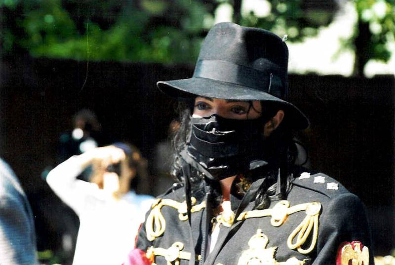 
            Бывший телохранитель Майкла Джексона раскрыл секрет его маски на лице        
