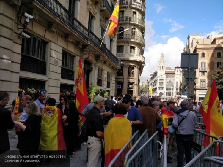 С начала беспорядков в Барселоне городу нанесен ущерб свыше €2,5 млн