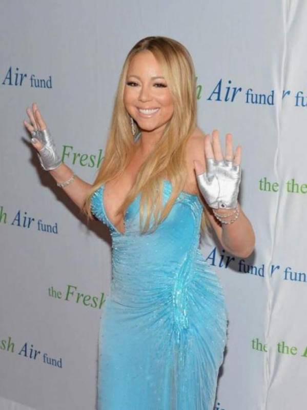 
            Самые роскошные декольте западных и российских звезд        