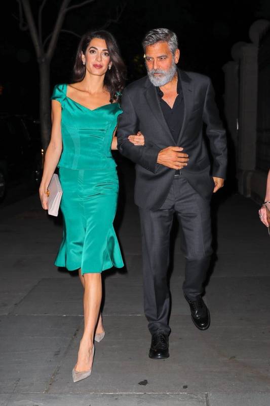 Джордж Клуни защитил супругу от папарацци