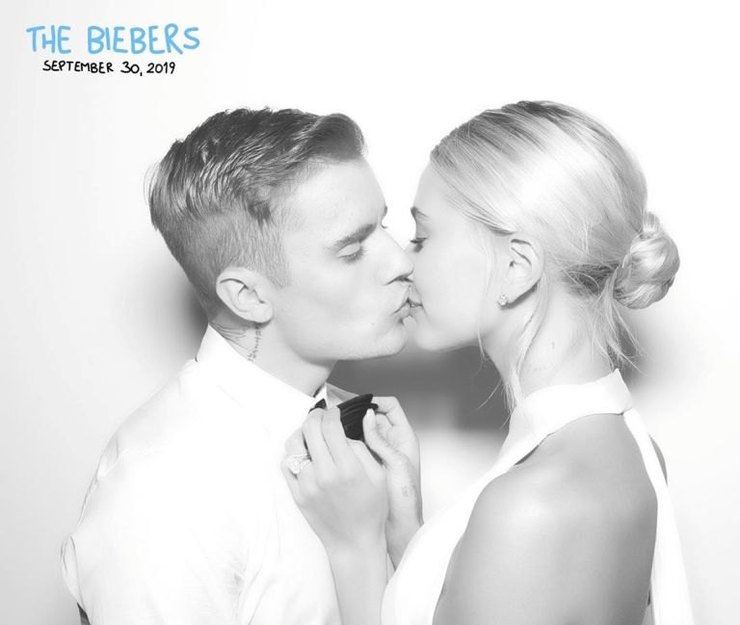 «Моя невеста - огонь»: Джастин Бибер показал первые свадебные снимки