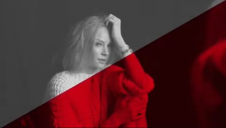 Светлана Ходченкова примерила три пикантных образа для нового «глянцевого» видео