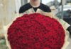 Доставка букетов роз по Москве и Московской области