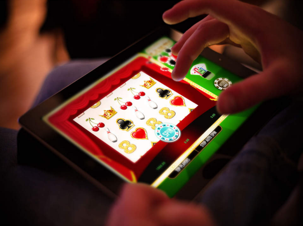 Онлайн казино: как начать играть и что нужно учитывать?