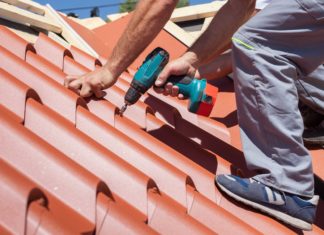 Как выбрать металлочерепицу