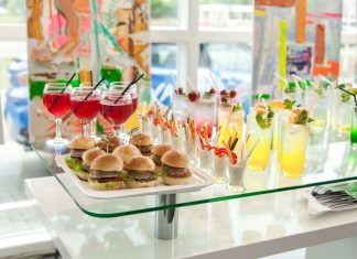 Почему важно заказать кейтеринг на детский праздник Почему важно заказать кейтеринг на детский праздник