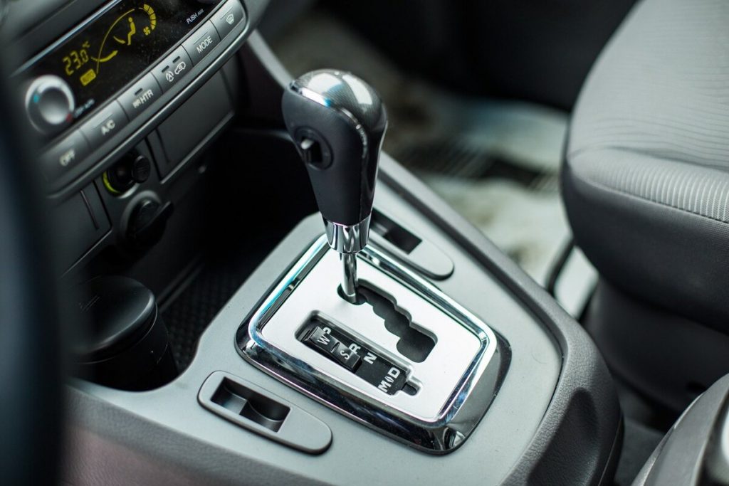 Как ухаживать за автомобилем с автоматической коробкой передач?