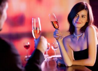 Как парням лучше знакомиться с девушками