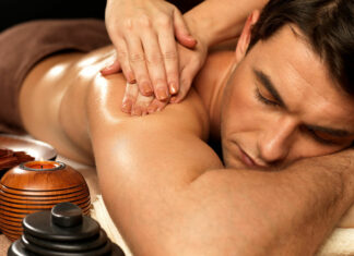 Где посетить эротический массаж?