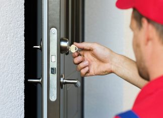 Основы вскрытия дверей: как это сделать без повреждений и с минимальными усилиями