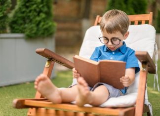 Чем занять ребёнка на каникулах