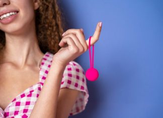 Путеводитель по эротическим шопам Москвы: Топ-10 заведений для взрослых