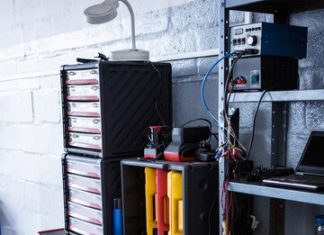 Металлическая мебель: стильное решение для любых помещений