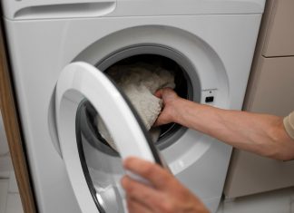 Установка стиральных машин в Дубае