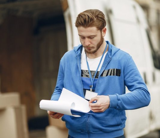 Международные грузоперевозки: почему официальная доставка выгоднее, чем «серая»?