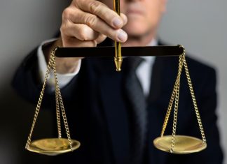 Когда нужен юрист по уголовным делам: ваш путеводитель по правовой защите