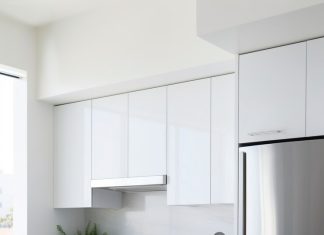 Как выбрать холодильник: от базовых потребностей до умных функций