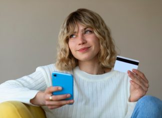 Быстрые займы на карту: как избежать скрытых комиссий и дополнительных платежей