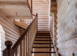 Деревянные лестницы из сосны: идеальное решение для вашего дома