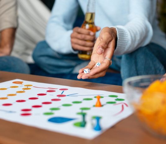 Настольные игры 2025: лучшие виды, как выбрать и почему они снова в тренде