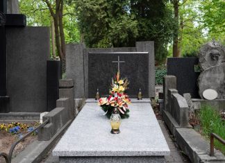 Нормы установки памятников на кладбищах Санкт-Петербурга