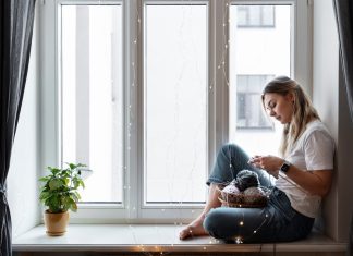 Как выбрать качественные пластиковые окна: советы по профилю, стеклопакетам, фурнитуре и монтажу