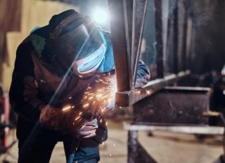 Надёжные помощники в сварке: Характеристики электрододержателей ESAB