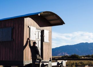 Обустройство строительной бытовки: полезные советы