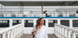 Речные круизы на теплоходе по всей России: путешествие, полное впечатлений и комфорта