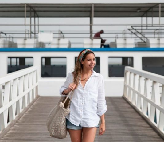 Речные круизы на теплоходе по всей России: путешествие, полное впечатлений и комфорта