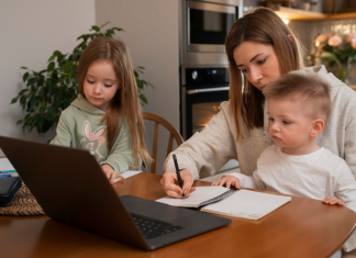 Семейные классы онлайн: современный формат обучения для детей