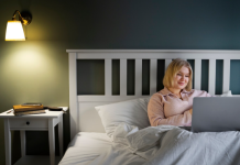 Кровать-невидимка: 5 идей со скрытым спальным местом