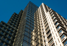 Большие квартиры в готовых новостройках Москвы занимают менее 1% рынка