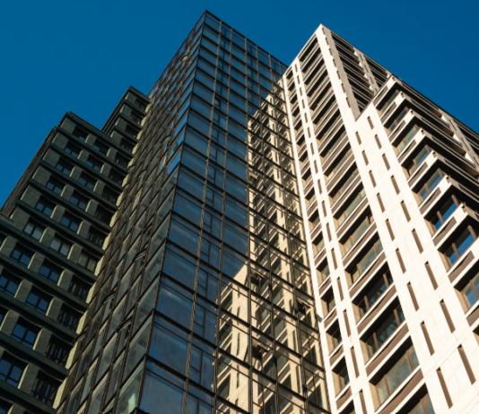 Большие квартиры в готовых новостройках Москвы занимают менее 1% рынка