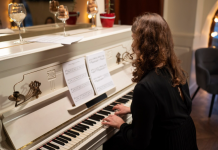 Студия для съемок с пианино: как выбрать подходящую локацию