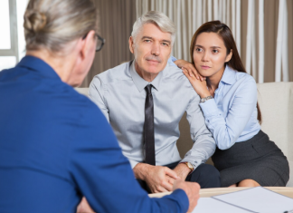 Сколько стоит консультация семейного юриста