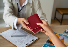 Иммиграция и второе гражданство: возможности и подводные камни